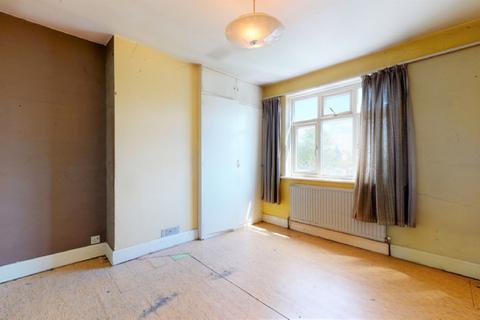 191 Abbs Cross Lane, Hornchurch, RM12 4YQ