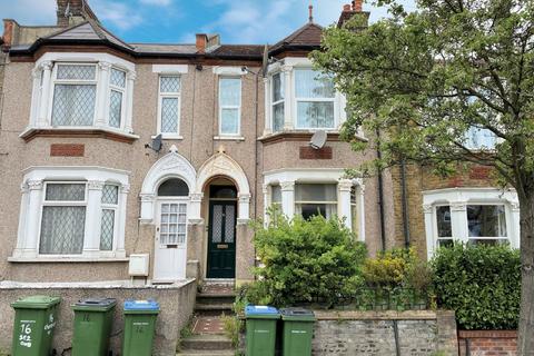 14 Chancelot Road, London, SE2 0NB