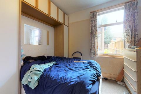 14 Chancelot Road, London, SE2 0NB
