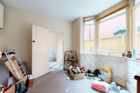 14 Chancelot Road, London, SE2 0NB