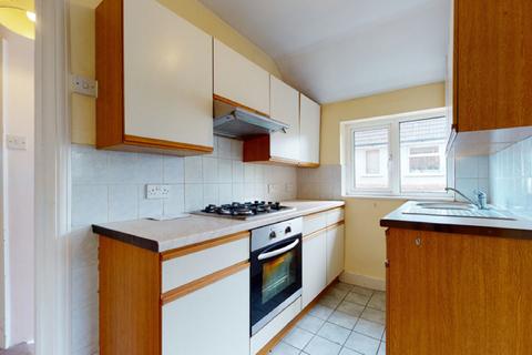 161 Banstead Road, Caterham, CR3 5QN