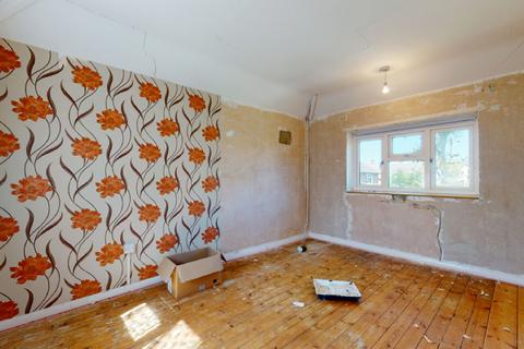 10 Barton Way, Borehamwood, WD6 1PH
