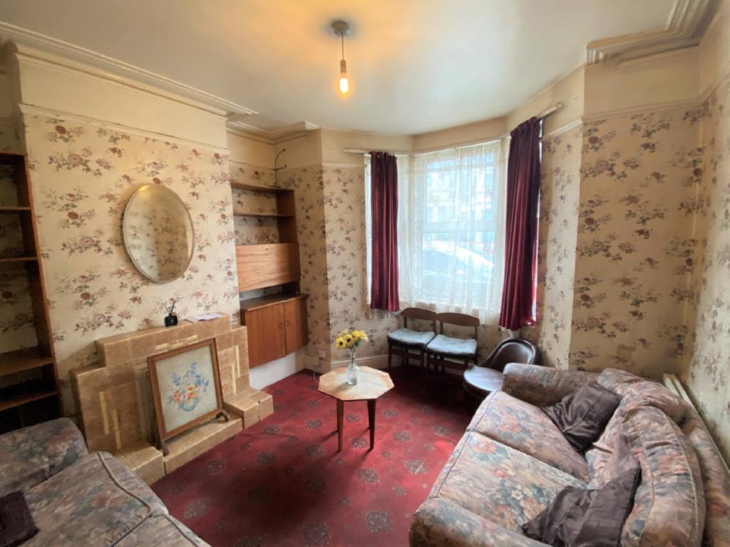 53 Lena Street, Easton, Bristol 3 bed terraced house £150,000