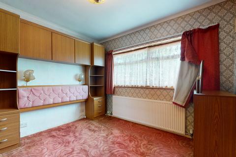 27 Trafalgar Road, Rainham, RM13 8AR