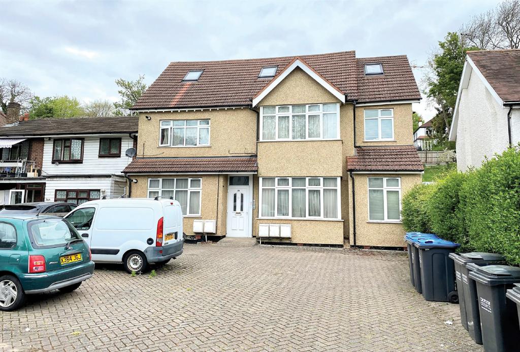 24 Brighton Road, Coulsdon Property £950,000