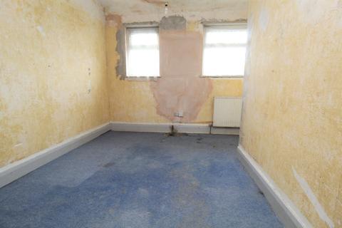 97 Bark Road, Liverpool, L21 7QW