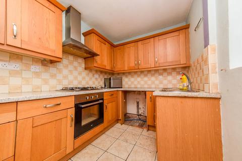 11 Flanshaw Grove, Wakefield, WF2 9LH