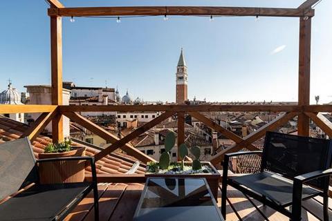 4 bedroom penthouse, Venice, Veneto