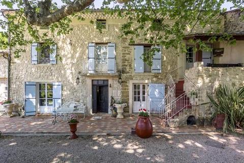 6 bedroom farm house, 84210 Pernes-les-Fontaines, Vaucluse, Provence-Alpes-Côte d`Azur, France