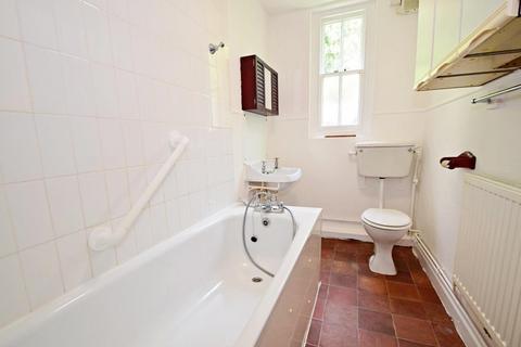 1 bedroom flat to rent, Bournemouth