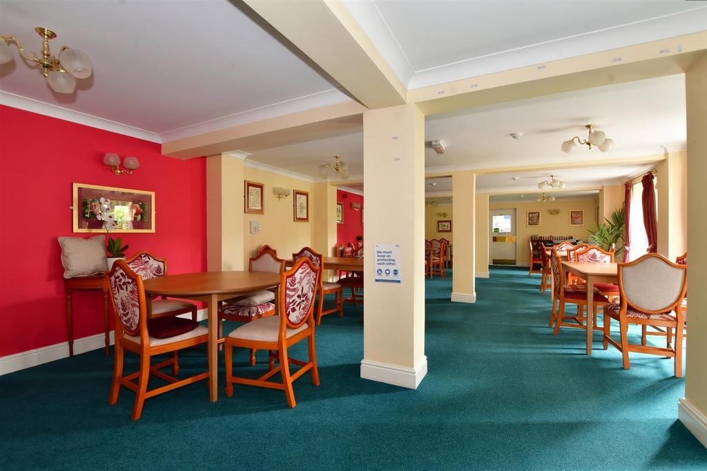 Residents&#39; Dining Room