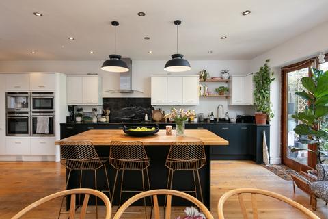 5 Frayne Road, Bristol, BS3 1RU