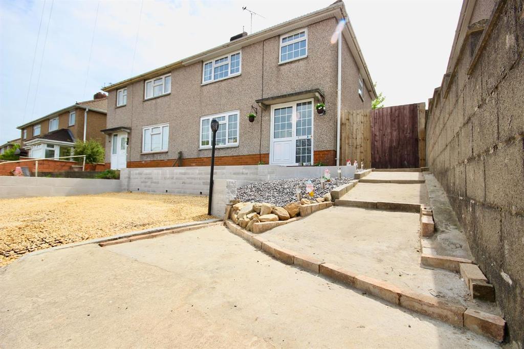 Sunnybank Road, Blackwood 3 bed semidetached house £200,000