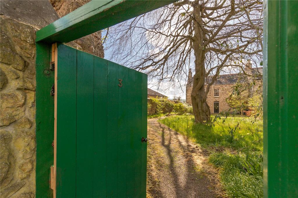 Golf Course Road, Bonnyrigg... 4 bed semidetached house £550,000
