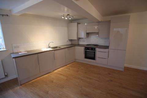 3 bedroom flat to rent - Lawrence Road, Biggleswade, SG18