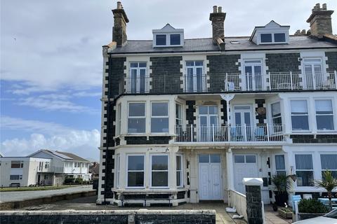 2 bedroom flat for sale, Marine Parade, Tywyn, Gwynedd, LL36