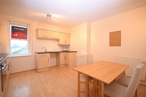2 bedroom flat for sale, Marine Parade, Tywyn, Gwynedd, LL36