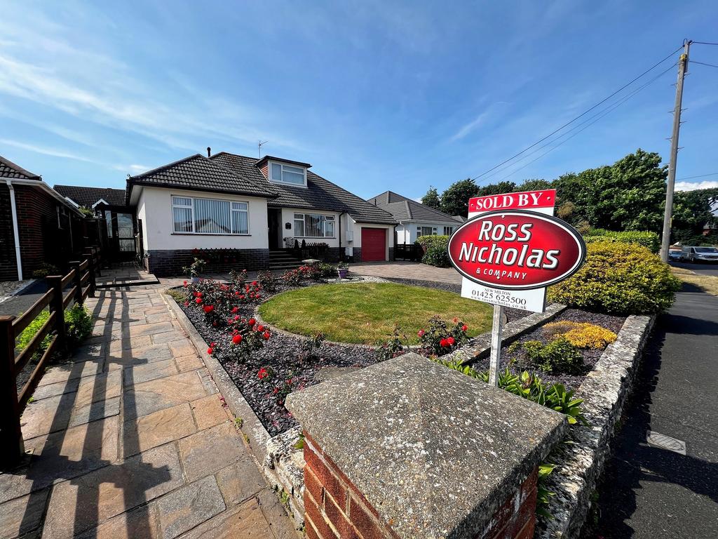 Southern Lane, Barton On Sea... 3 bed detached bungalow £599,950