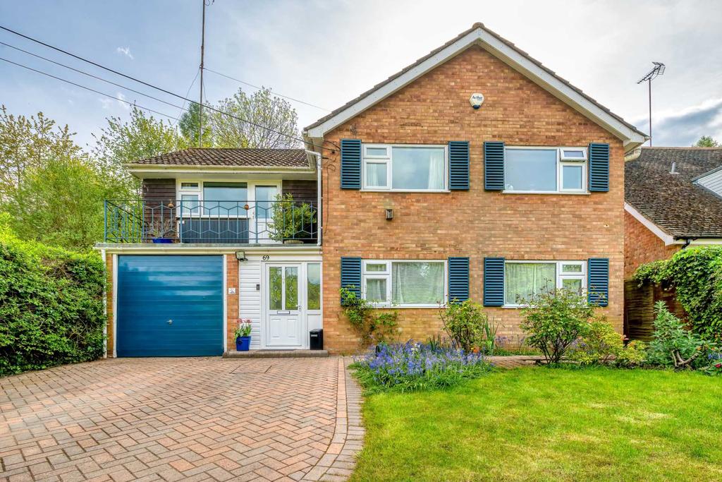 Shiplake Bottom, Henley On Thames 4 bed detached house £765,000