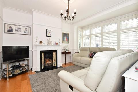 123 Cherrydown Avenue, London, E4 8DX