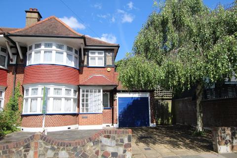 2 Shaftesbury Avenue, Kenton, Harrow, HA3 0QX