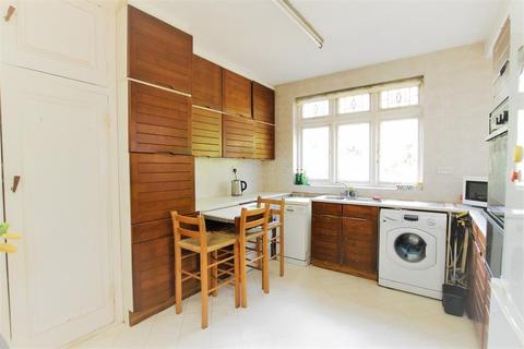 2 Shaftesbury Avenue, Kenton, Harrow, HA3 0QX