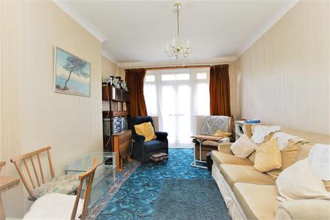 2 Shaftesbury Avenue, Kenton, Harrow, HA3 0QX