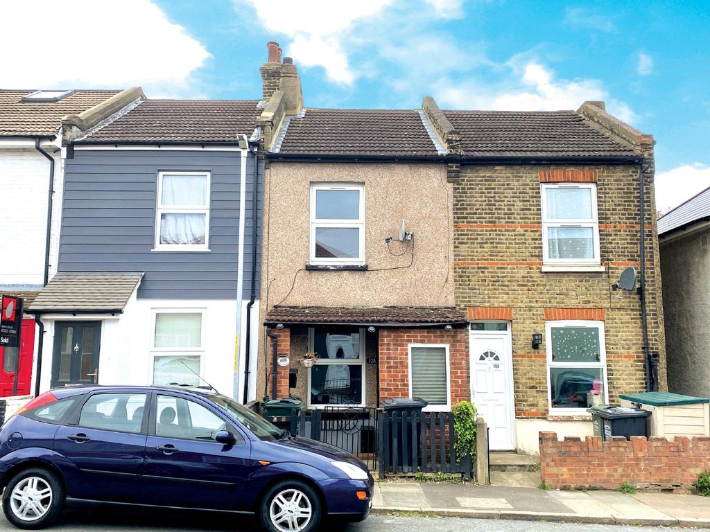 108 Howard Road, Dartford, Kent 3 bed terraced house £150,000