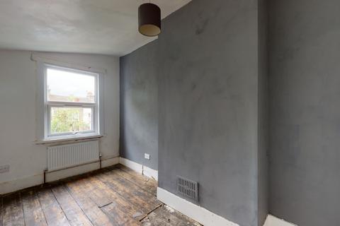 108 Howard Road, Dartford, DA1 1XH