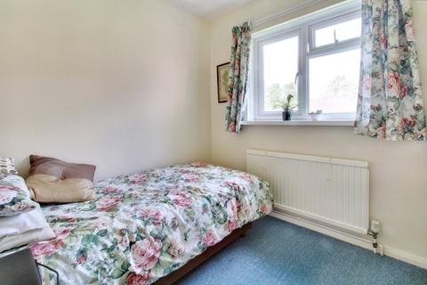 2 bedroom bungalow for sale - Park Springs, Westlea, Swindon, SN5