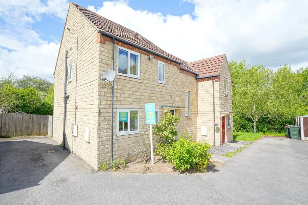 Oak Tree Close, Wickersley, Rotherham, South Yorkshire, S66 3 bed semi