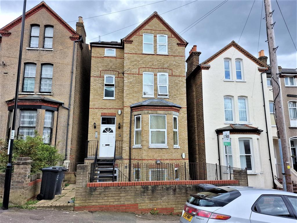 Blythe Hill, London, SE6 Studio £154,995