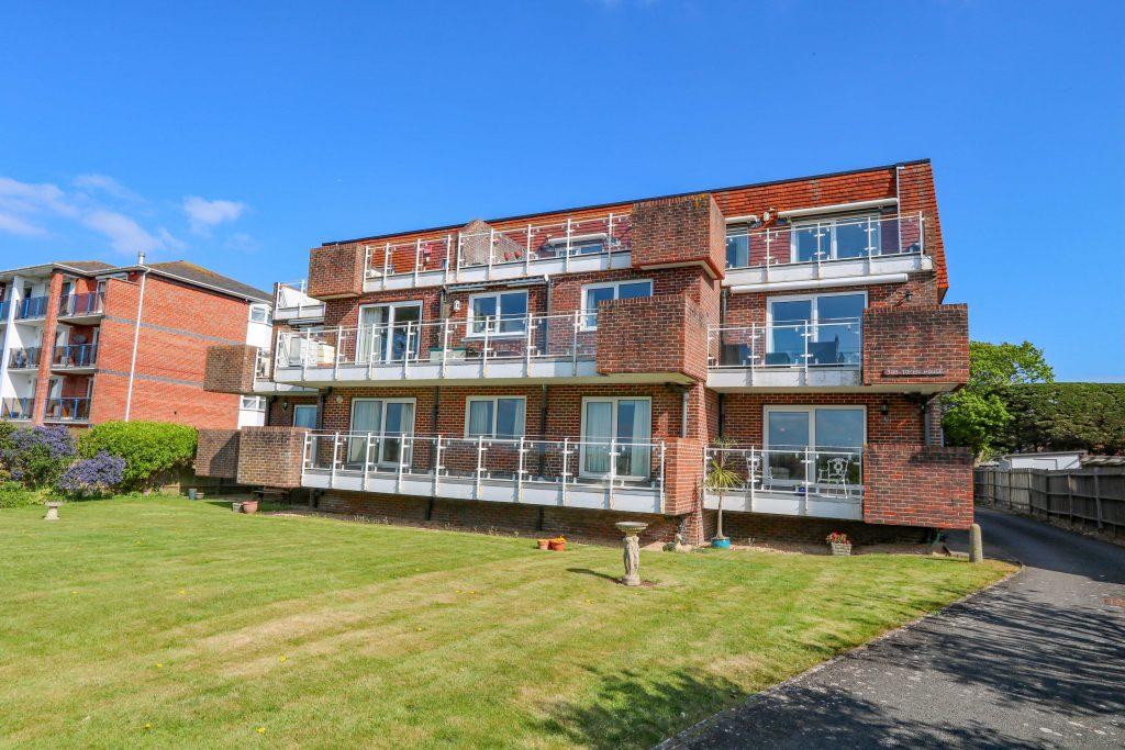 Seafront, Hayling Island 3 bed penthouse for sale £585,000