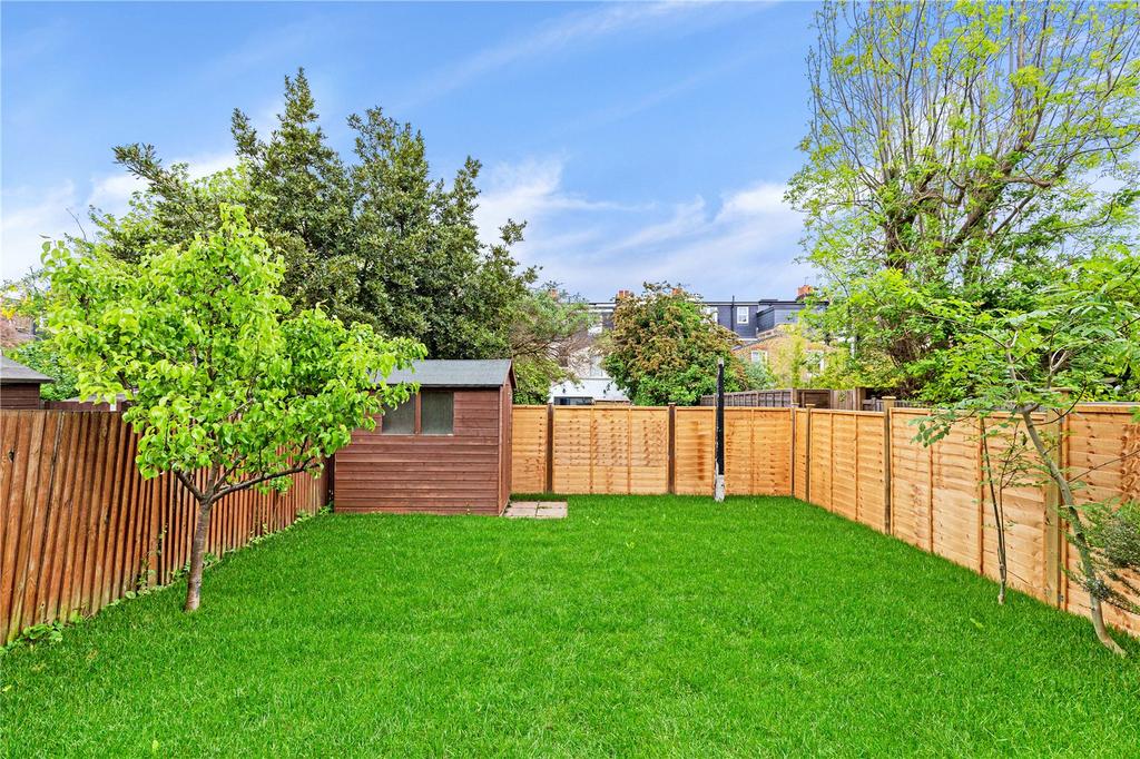 Cambray Road, Balham, London, SW12 2 bed £495,000
