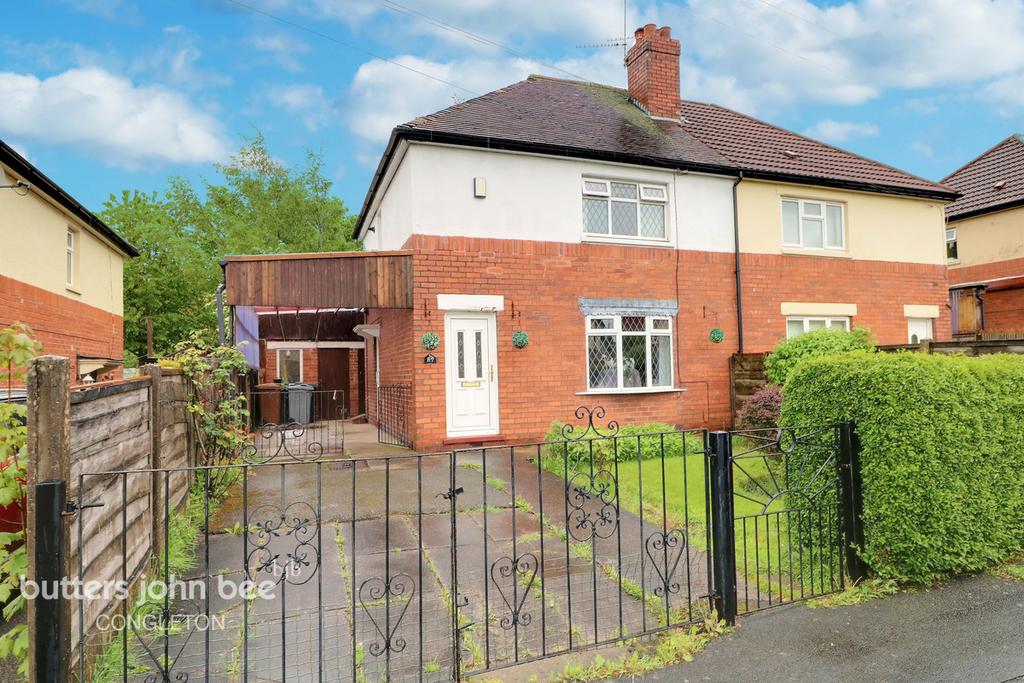 Fern Crescent, Congleton 2 bed semidetached house £150,000
