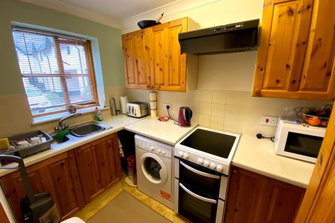2 bedroom terraced house to rent - Stoke Road, Paignton TQ4
