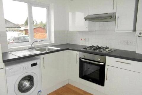 2 bedroom maisonette for sale - Balmoral Road, Watford, Herts, WD24