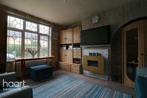 3 bedroom end of terrace house for sale - Stamford Road, Dagenham