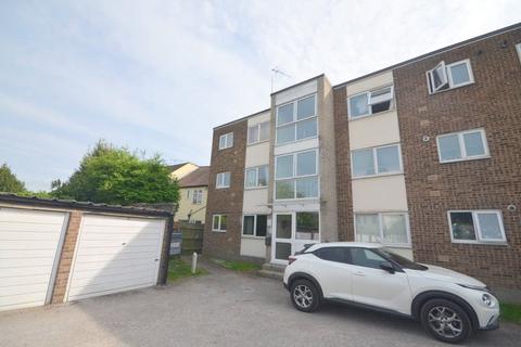 2 bedroom apartment to rent, Chaplaincy Gardens, Hornchurch, Essex, RM11