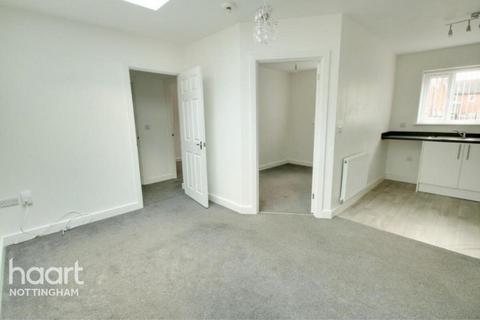 2 bedroom flat to rent, Basford Road, Nottingham