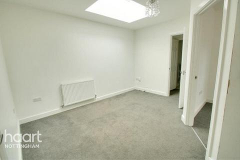 2 bedroom flat to rent, Basford Road, Nottingham