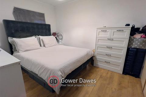 2 bedroom end of terrace house for sale, Weymouth Drive, Chafford Hundred