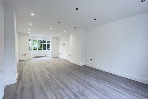 38 Wickham Avenue, Shirley, Croydon, CR0 8TY