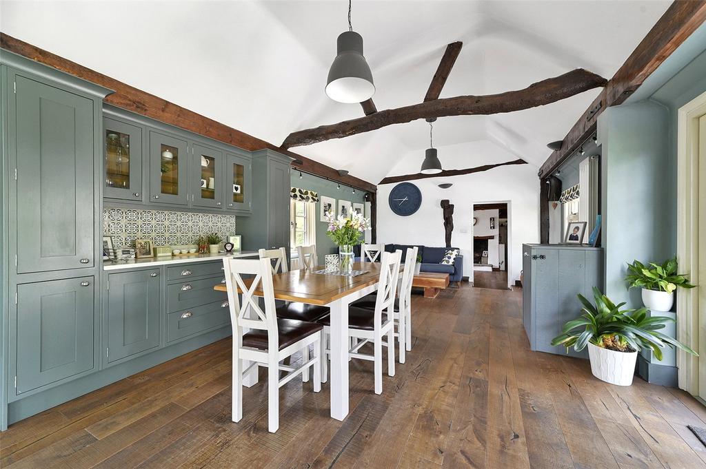 Breakfast Room