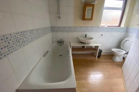 4 Glenhaven Avenue, Borehamwood, WD6 1BB