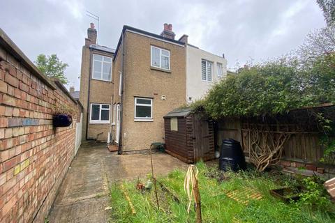 4 Glenhaven Avenue, Borehamwood, WD6 1BB