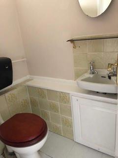 3 bedroom property to rent, Auckland Close, Enfield