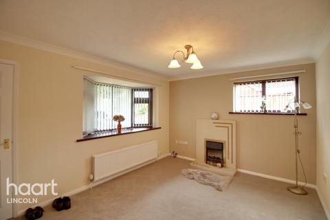 2 bedroom detached bungalow for sale - Wolsey Way, Lincoln