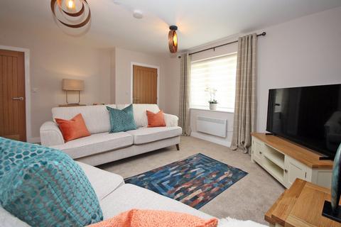 3 bedroom semi-detached house for sale - Parc Del Fryn, Brynteg, Sir Ynys Mon, LL78