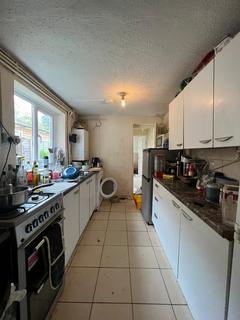 4 bedroom terraced house to rent - Cowley Road, Oxford, Oxfordshire, OX4